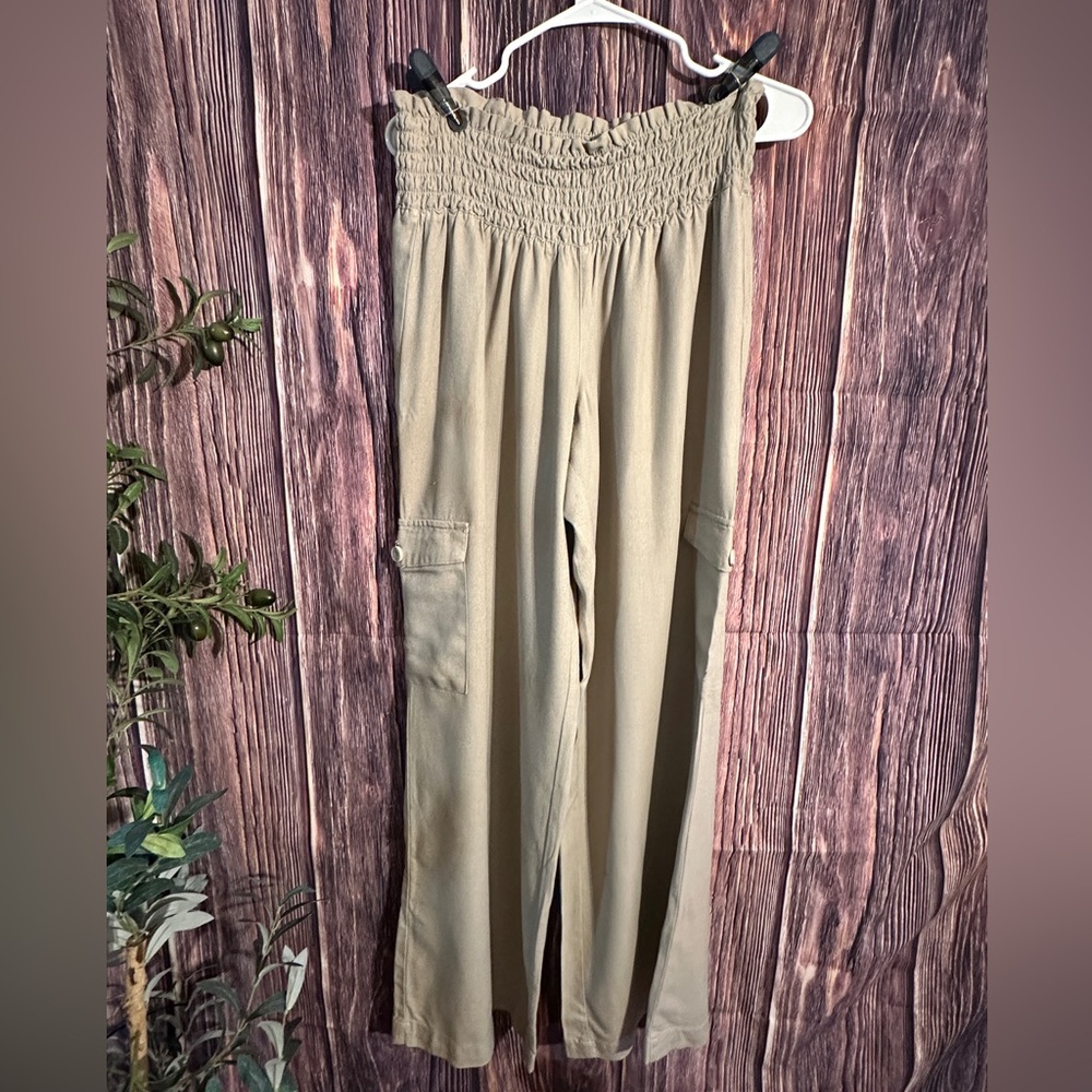 Elegant Beige wide leg pants